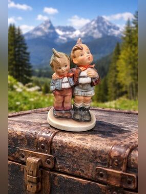 Vintage Goebel Hummel Max & Moritz figurine #123 full bee TMK 2 195” Germany